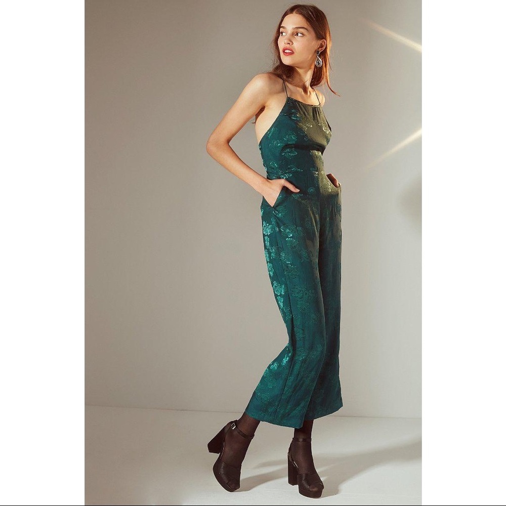 Urban Outfitters Jumpsuit - Size 0